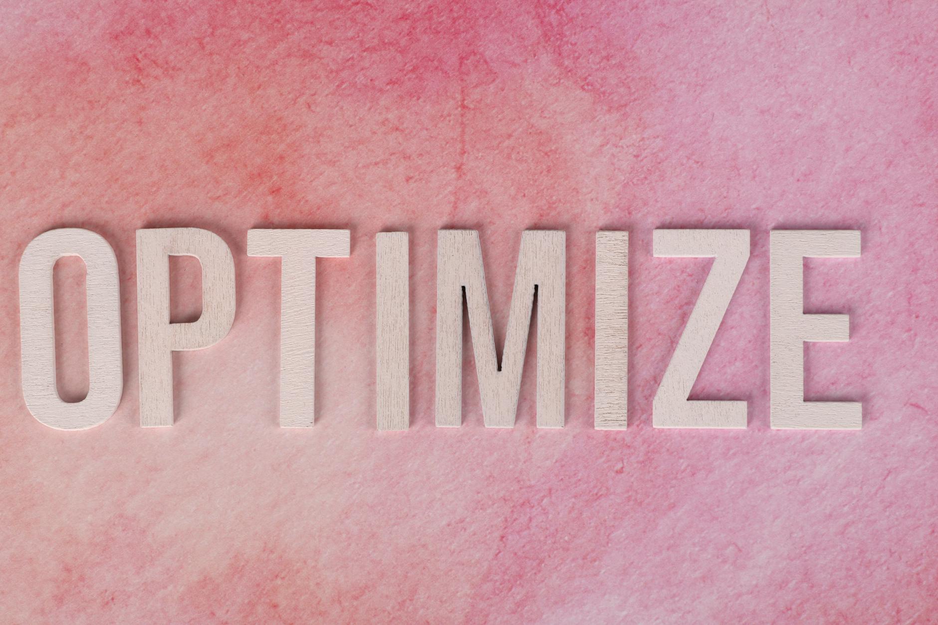 Kreative Darstellung des Wortes „OPTIMIZE
