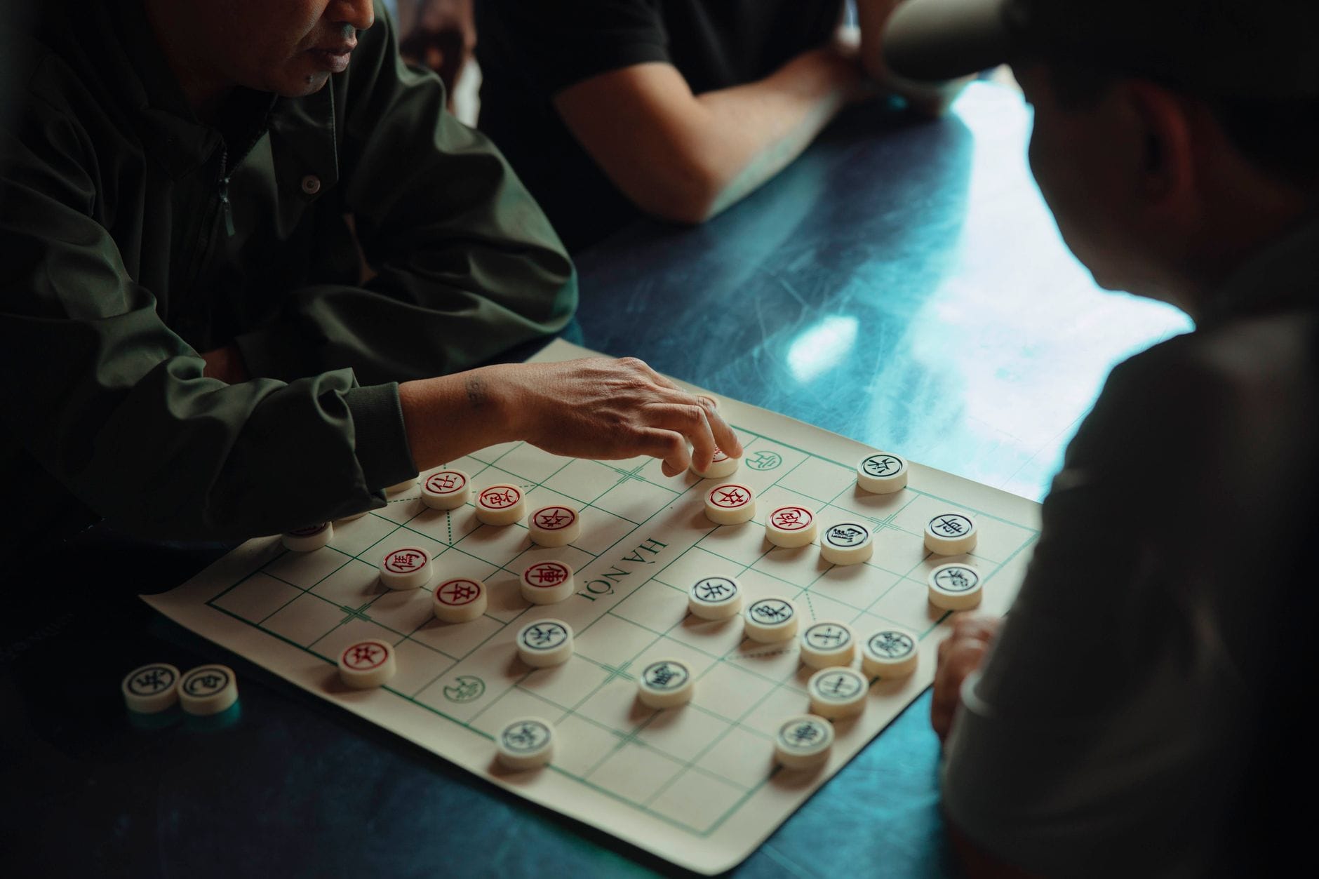 Kostenloses Stock Foto zu asiatisch, bewegung, brettspiel
